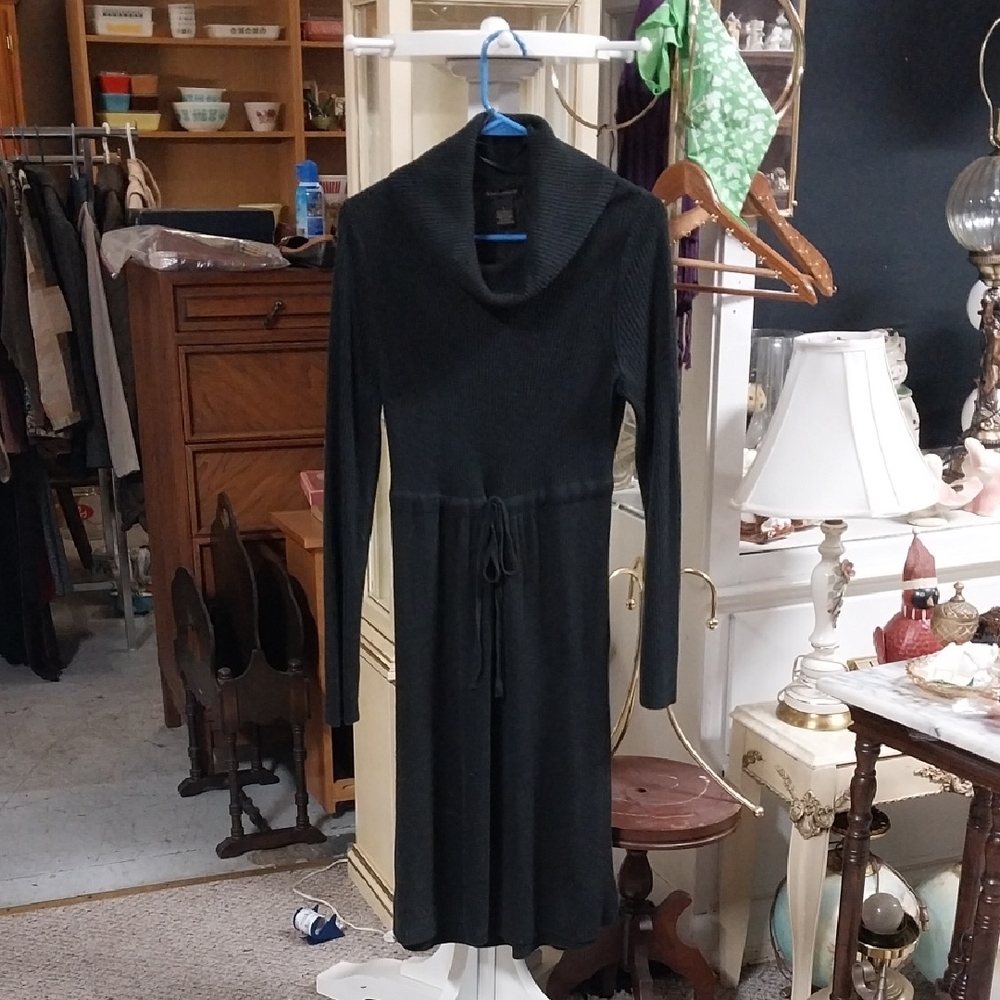 Susan Lawrence Black Turtle Neck Cinch Waist Sweater Dress
